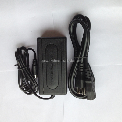AC/DC12V 5A 電源変換器 LED ストライプ LCD モニター CCTV デスク 出力電圧