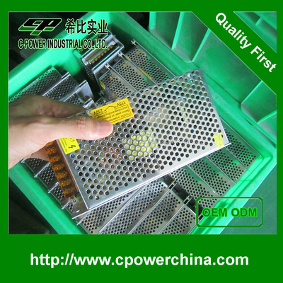 12V DC 10A 120w CCTV カメラのSwitching 電源 LED出力周波数50/60Hz