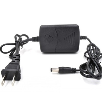 US AC 100-240V から DC 12V 2A 電源アダプタ