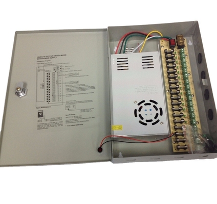 保護 短回路 超圧 超電圧 12V 30A CCTV用の電源ボックス