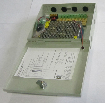 CCTV電源ボックス 9CH 12V 5A DC出力 60W 効率 90% 出力周波数 50/60Hz