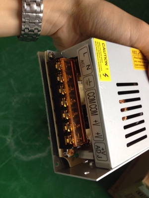 12v 30A LEDライト 電源 トランスフォーマー LED ストライプライト 215*113*50mm シルバー