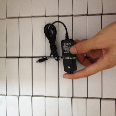 12V 1A 2A 12W モデムの電源 デバイスを接続し,スムーズに動かす