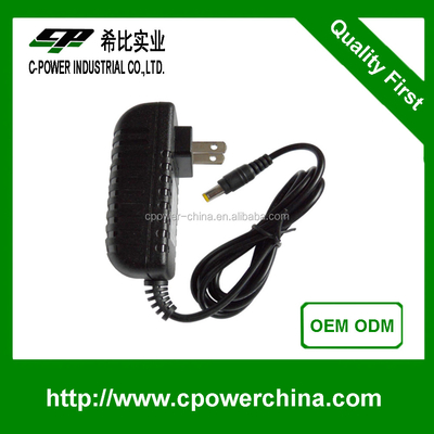 CE認証と3.2V-5.4V DC出力変数を持つプラグインAC/DCアダプター充電器