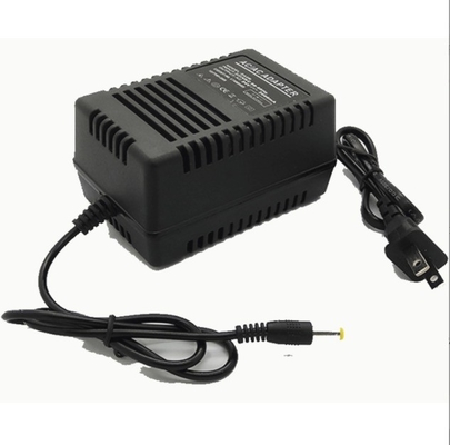 シングルフェーズACからAC 24V 2A線形電源トランスフォーマー 5.5*2.1 DCプラグ