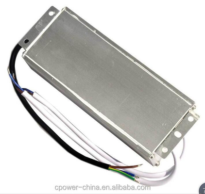 シングル出力 60W 5A IP67 防水 LED 電源 12V AC/DC 86%効率