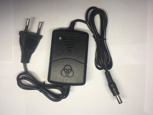 1000mA 12v 1a電子製品用ACDCアダプタ ラップトップ電源への接続プラグ