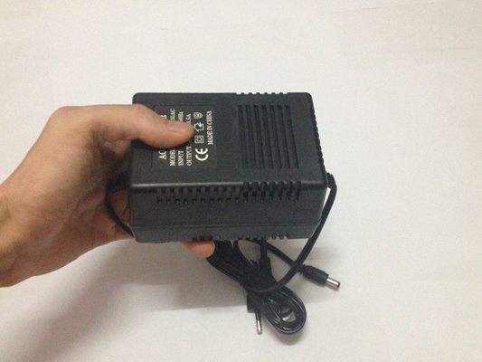 AC 24V出力トランスフォーマー CCTV PTC カメラの電源アダプタ