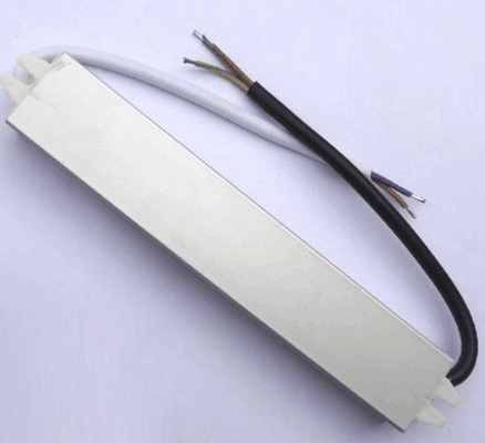防水電源 AC110-265VからDC 12V/24V 24W LEDドライバー変換器