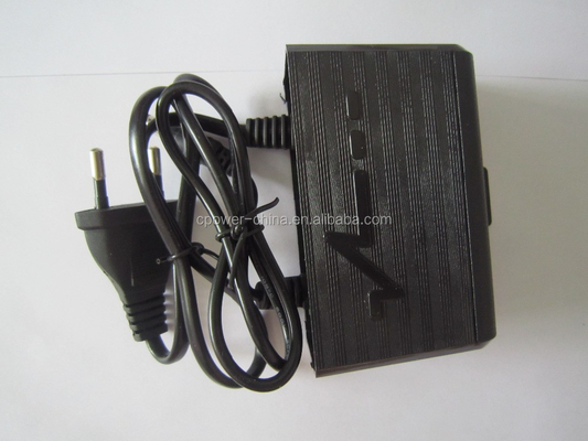 雨前電源アダプタ 24w 12v 1a 15v 1a 12v 2a 2000mA の出力電流