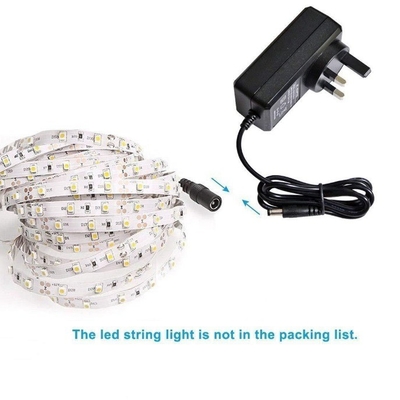 超電圧保護 DC 12V 2A CCTV LED ストライプ用の切り替える電源アダプタ