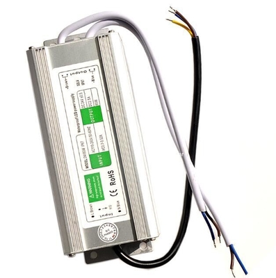 C電源 110v-240v 12v 5a 60w 防水 IP 67 LED電源 常電圧出力