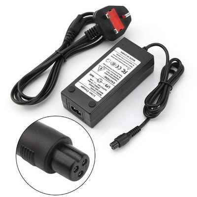 効率性 82% CE証明書 スクーター直流電源用C電源 42V 2A 100-240V 充電器