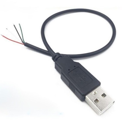 C-Power のブラック エクステンション コード で USB 接続 を 拡張 する