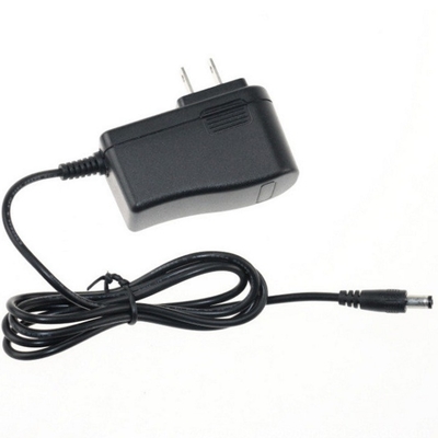18W電源アダプタ 100-240V AC入力とDC 12V 1.5A出力プラグと接続