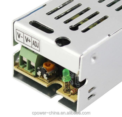 5v 2a 10w LED電源アダプタ LED ストライプ効率 86% 輸出タイプ 単機