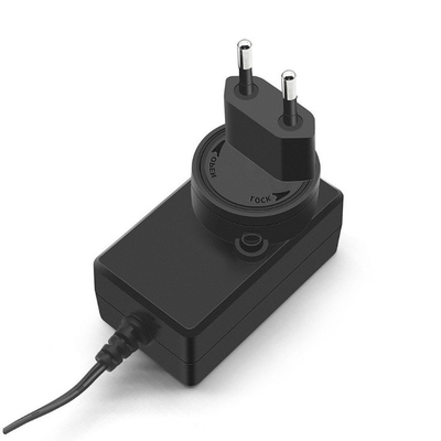 効率 85% ブラック C パワー 12V 2A 24W AC100-240V の世界規模の電源アダプタ