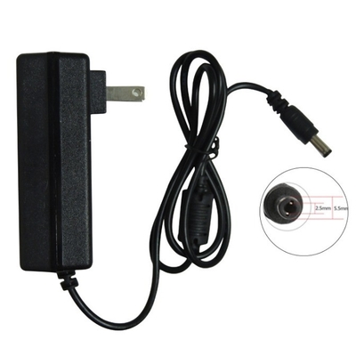 AC 100-240v 入力 15v 2a 安全な安定した電源供給のための電源アダプタ