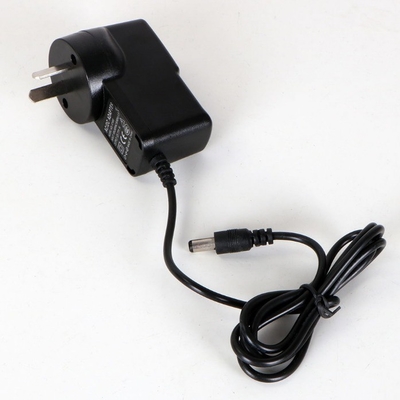 AC 100-240v 入力 9v 700ma 9v 1a DC出力性能のためのC電源電源アダプタ