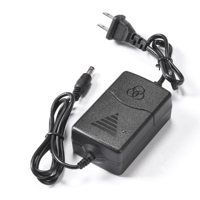 LEDライトと電気機器 電源アダプタ 12V 1A 2A 常電圧