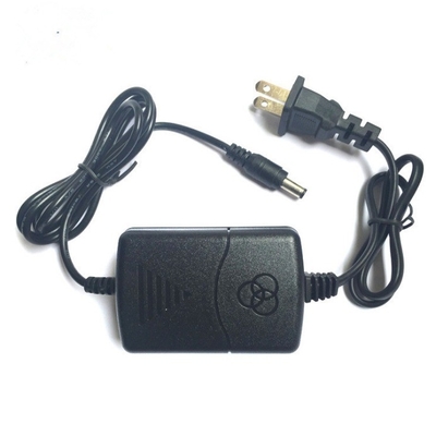 LEDライトと電気機器 電源アダプタ 12V 1A 2A 常電圧