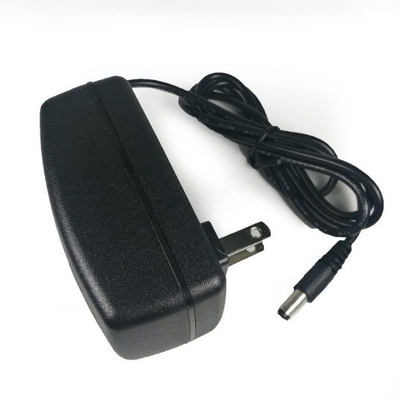 CE 認証されたC-Power AC100-240V DC 9V 3Aアダプタ