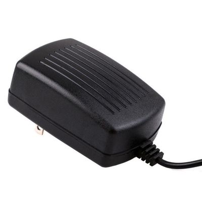 CE 認証されたC-Power AC100-240V DC 9V 3Aアダプタ