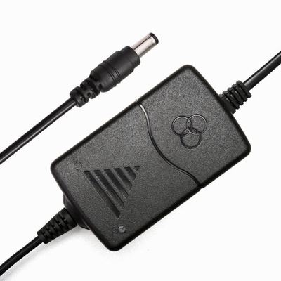 24V デスクトップ電源アダプタ 12V 2A プラグイン接続 C-パワー AC 100-240V 入力