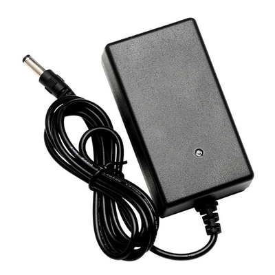 2A DC 12.6V 16.8V リチウムイオン電池充電器 18650 入力100-240VAC 50/60HZ