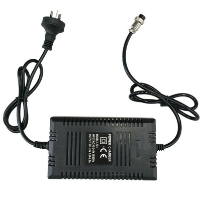 コンパクト 24V アウトプット バッテリー 充電器 0.35Kg 24v 6ah シースクーター 黒 格安