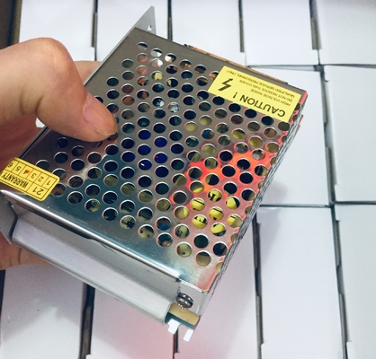 30W 5V 2A 3A 4A 5A 110V 220V DC 9V 15V 18V 24V シルバー電源