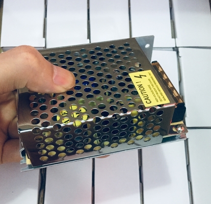 30W 5V 2A 3A 4A 5A 110V 220V DC 9V 15V 18V 24V シルバー電源