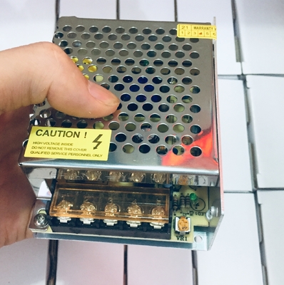 30W 5V 2A 3A 4A 5A 110V 220V DC 9V 15V 18V 24V シルバー電源