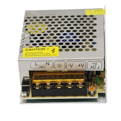 24V 3Amp C-Power シルバー AC DC電源 82%の効率とシルバーデザイン